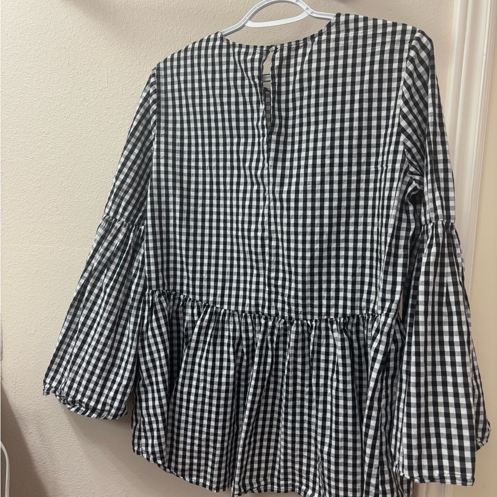 Who What Wear Black and White Checkered Blouse - Picture 4 of 5